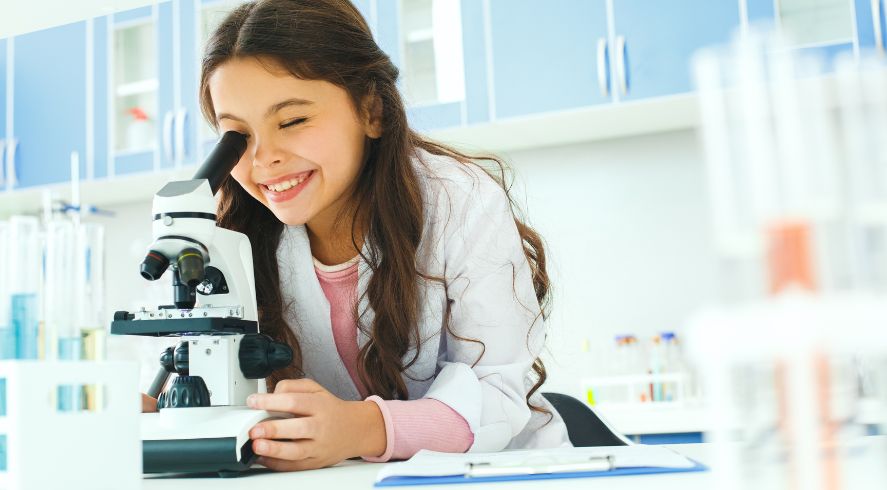 10 Unique Things To Look at Under a Microscope